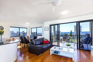 55-inch flat-screen TV with digital channels, TV - The Mirage Alexandra Headland (Alexandra Headland)