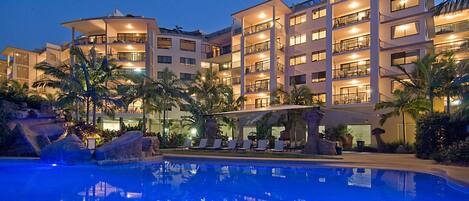 Façade de l’hébergement – soirée/nuit