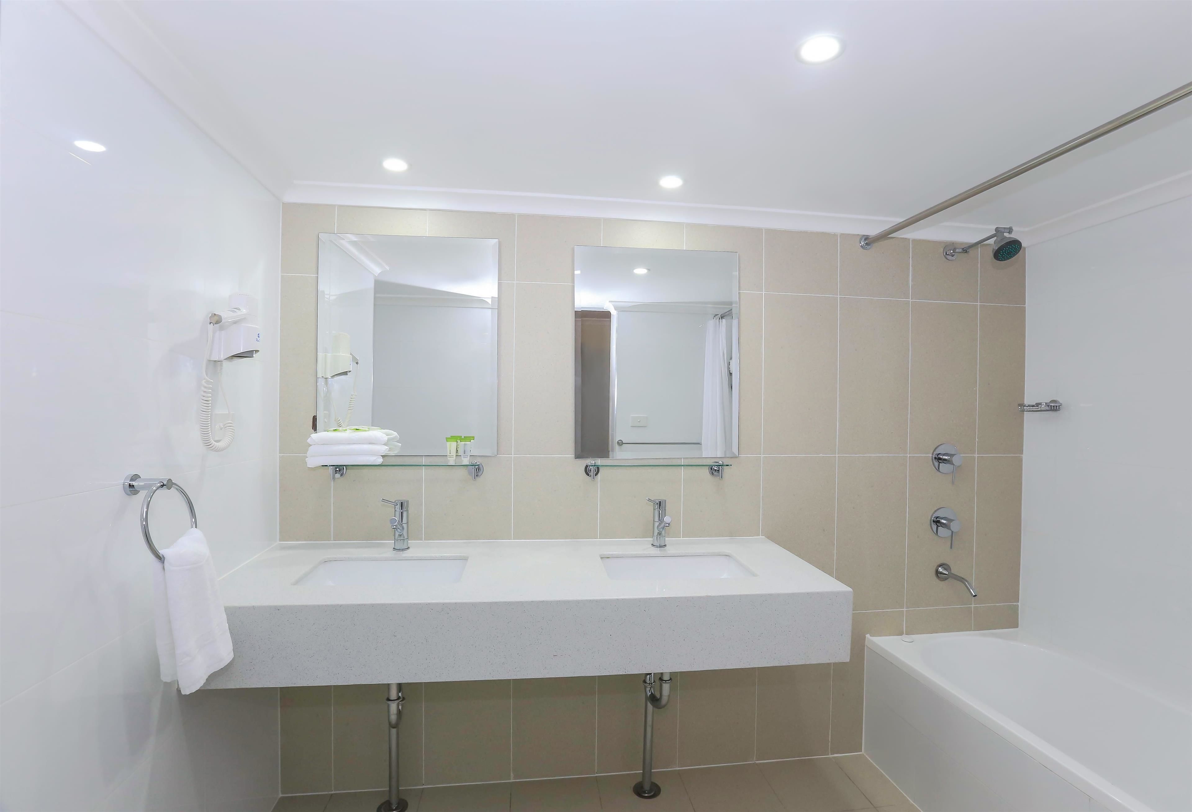 executive room, multiple beds, non smoking, kitchen | bathroom | free toiletries, hair dryer, towels