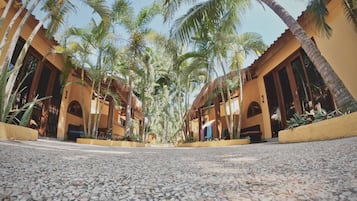 Superior Cottage | Street view