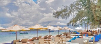 Laguna Gili Beach Resort