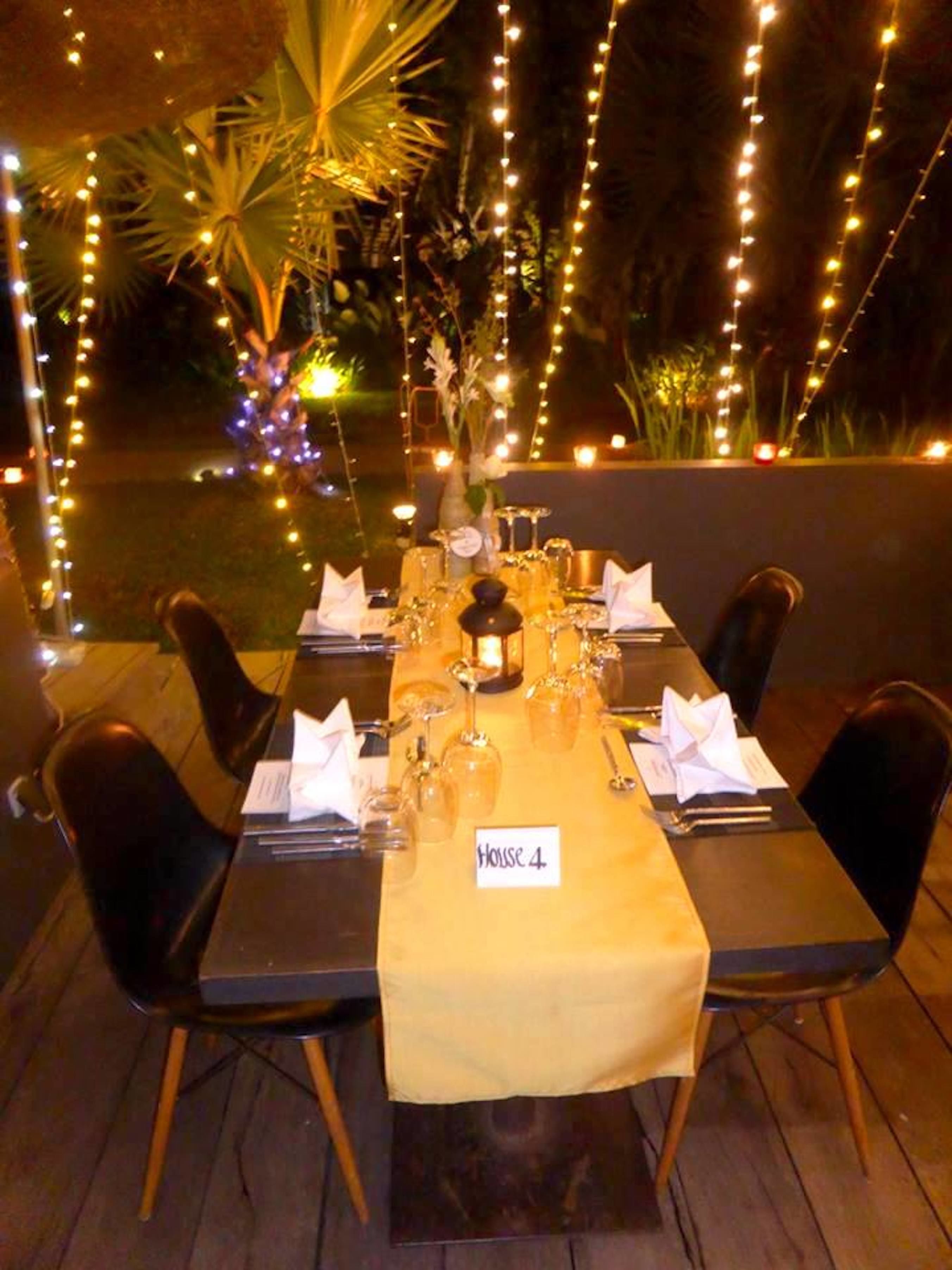 breakfast, lunch, dinner served; international cuisine, pool views