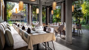 Breakfast, lunch and dinner served - Sala Lodges (Siem Reap)