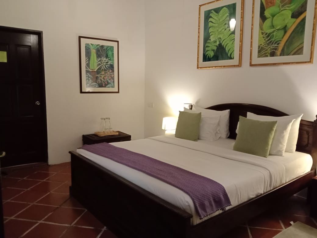 Nutmeg King Suite | Roupas de cama premium, escrivaninha, berços (sobretaxa)