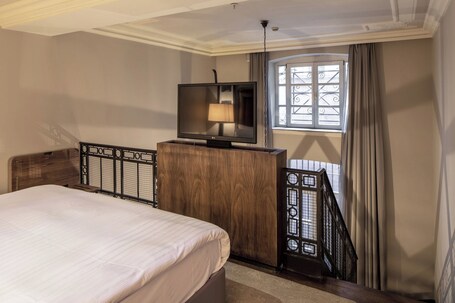 The Bank Hotel Istanbul, a Member of Design Hotels Special Class - Image 104