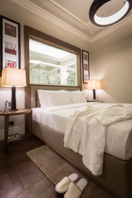The Bank Hotel Istanbul, a Member of Design Hotels Special Class - Image 109