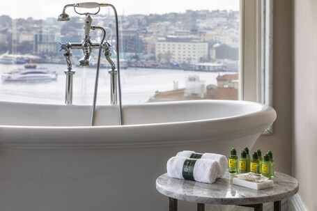 The Bank Hotel Istanbul, a Member of Design Hotels Special Class - Image 96