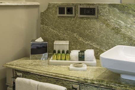 The Bank Hotel Istanbul, a Member of Design Hotels Special Class - Image 101