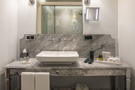 The Bank Hotel Istanbul, a Member of Design Hotels Special Class - Image 161