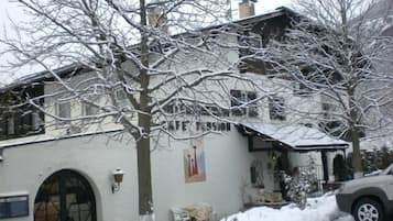 Overnatningsstedets facade