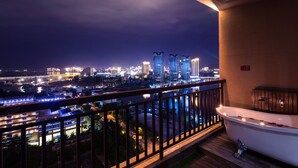 Phòng Deluxe, quang cảnh biển | Ban công