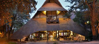 Victoria Falls Safari Suites