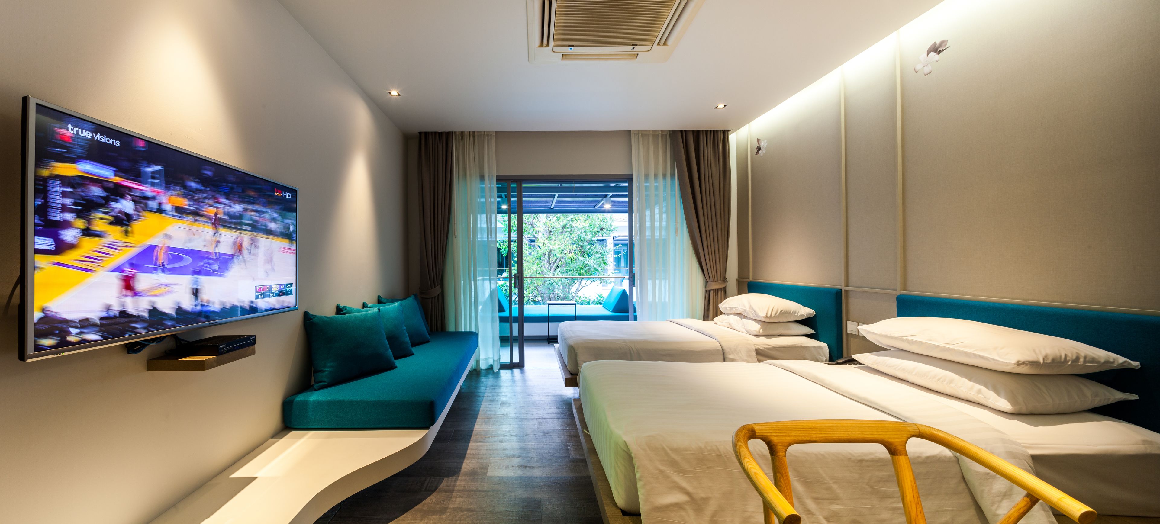 superior room  | in-room safe, blackout curtains, free cots/infant beds, rollaway beds