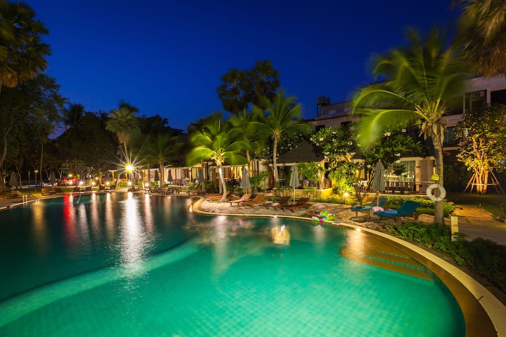 Bann Pantai Resort
