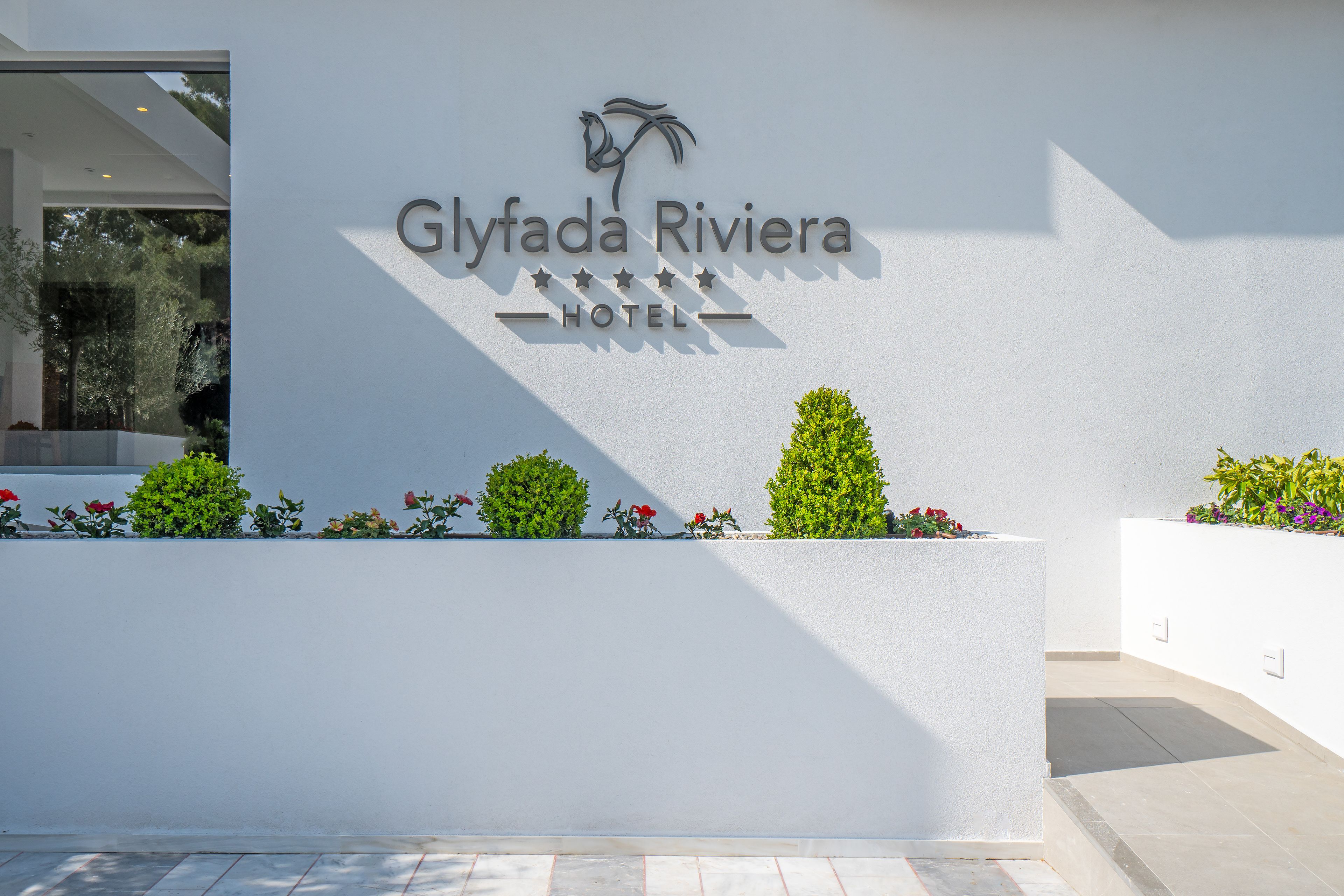 Photo - Glyfada Riviera Hotel