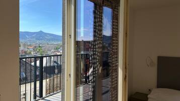 Deluxe Triple Room | Terrace/patio