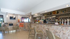 Lunch served  - Le Relais de Saleccia (Santo-Pietro-di-Tenda)