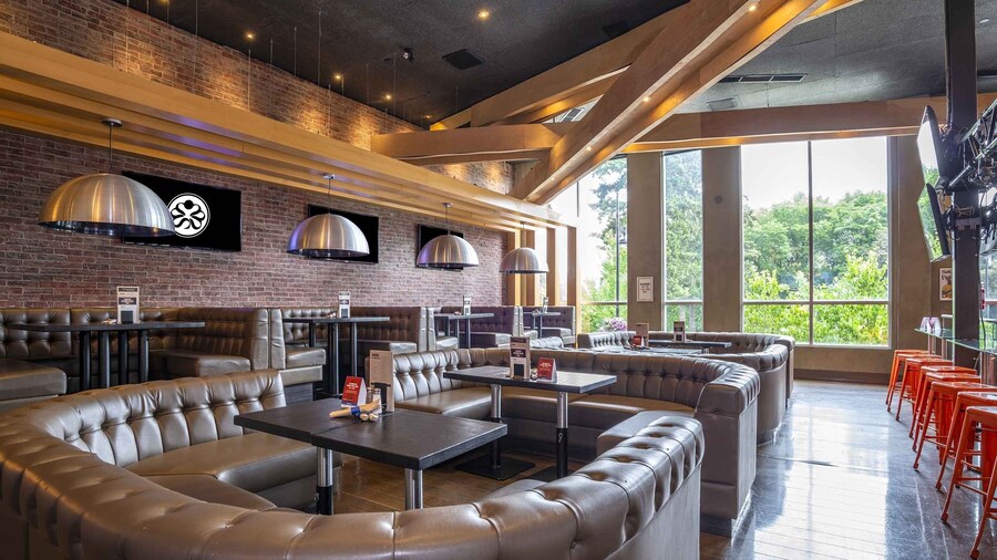 Sandman Signature Kamloops Hotel