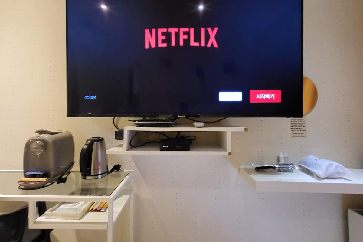 Premium-sengetøj, dundyner, gratis minibar, mørklægningsgardiner