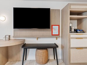 Premium bedding, pillow-top beds, in-room safe, soundproofing