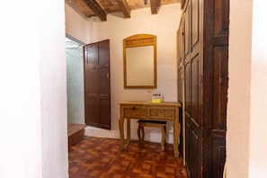 Standard Double Room | Bathroom | Free toiletries, hair dryer, towels
