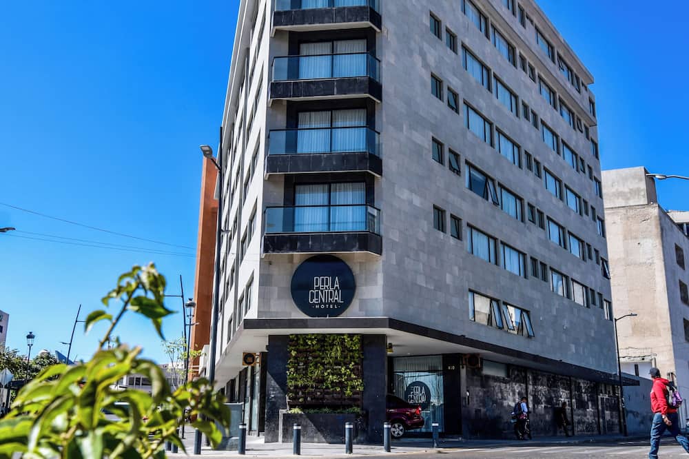 Perla Central Hotel