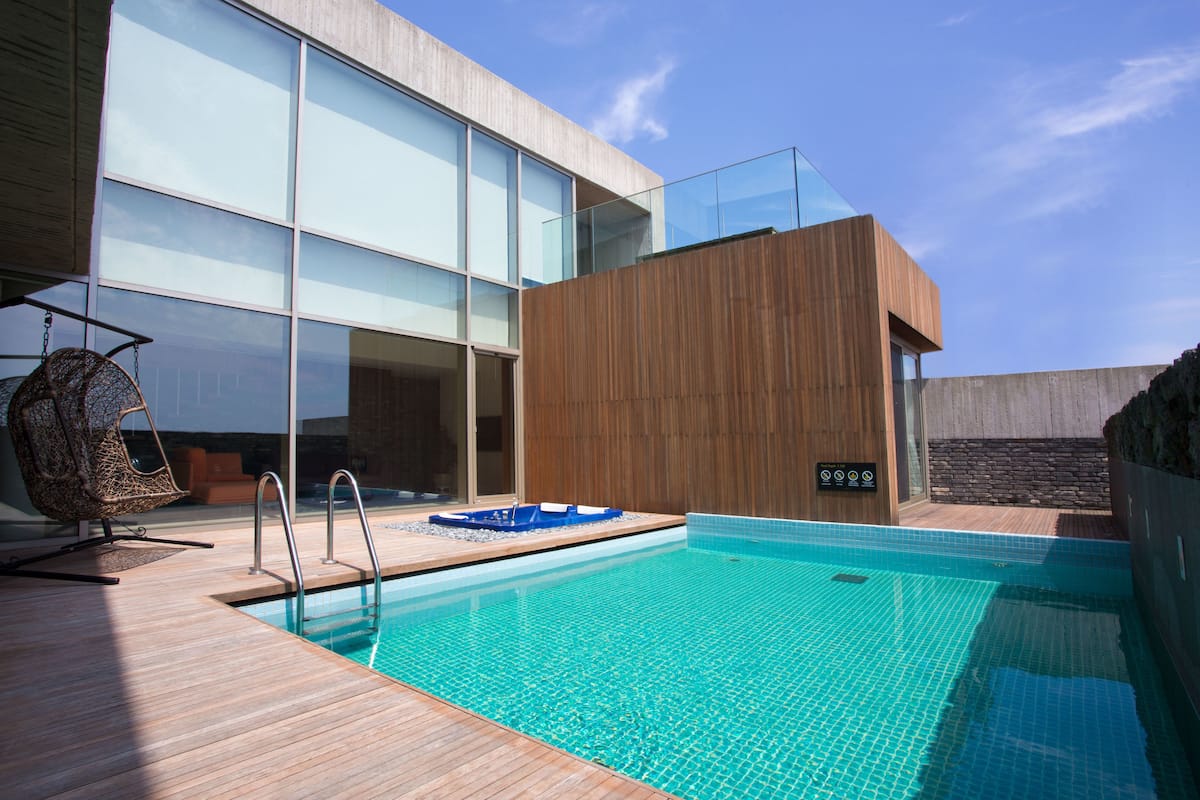 Villa, 2 Bedrooms, Private Pool, Sea View (Ocean) (Duplex) | 1 bedroom, premium bedding, down comforters, minibar