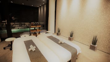 Couples treatment room(s), hot tub, body treatments, aromatherapy