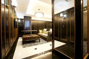 Royal Suite | Living area