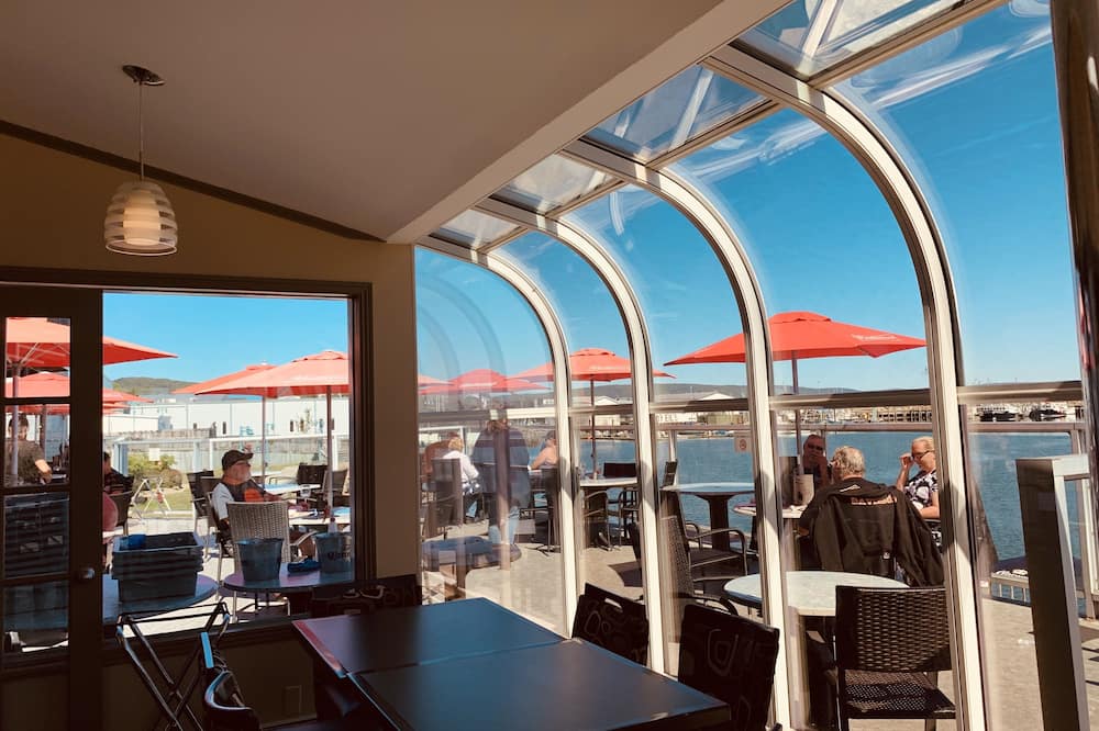 Fundy Complex Dockside Suites