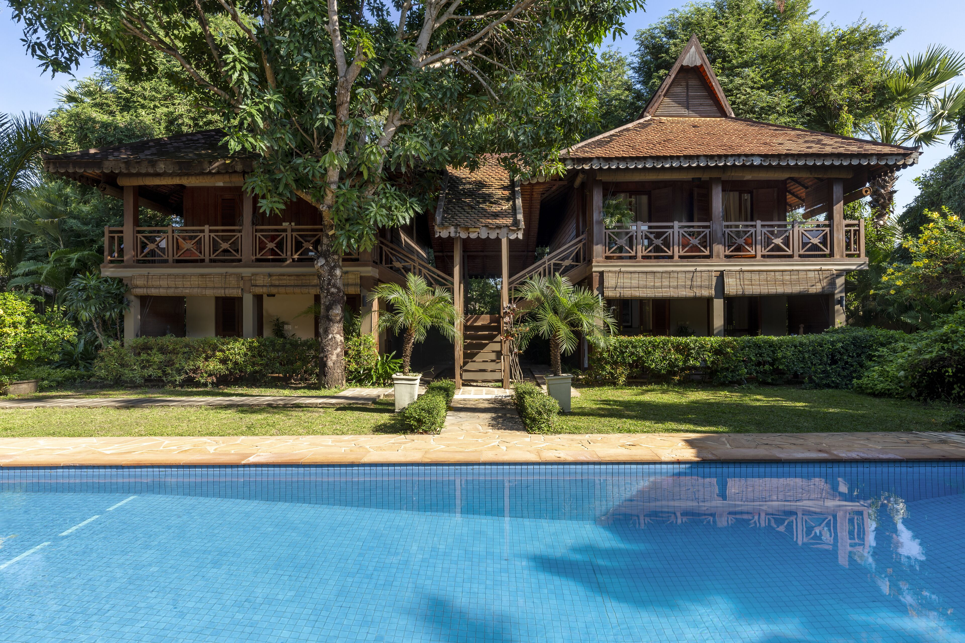 1 bedroom, egyptian cotton sheets, premium bedding, select comfort beds