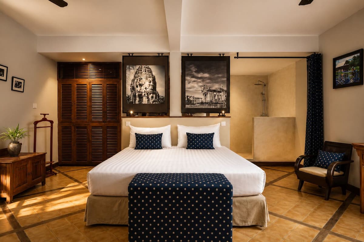 Egyptian cotton sheets, premium bedding, Select Comfort beds, minibar