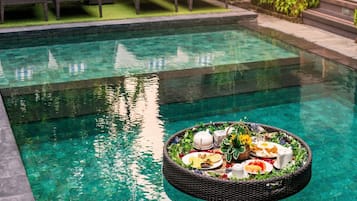 Outdoor pool, sun loungers