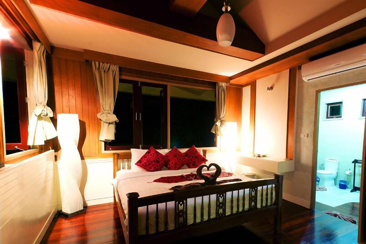 4 chambres, coffre-fort, bureau, rideaux d’obscurcissement