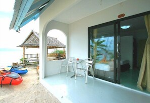 Standard A/C | Terraza o patio