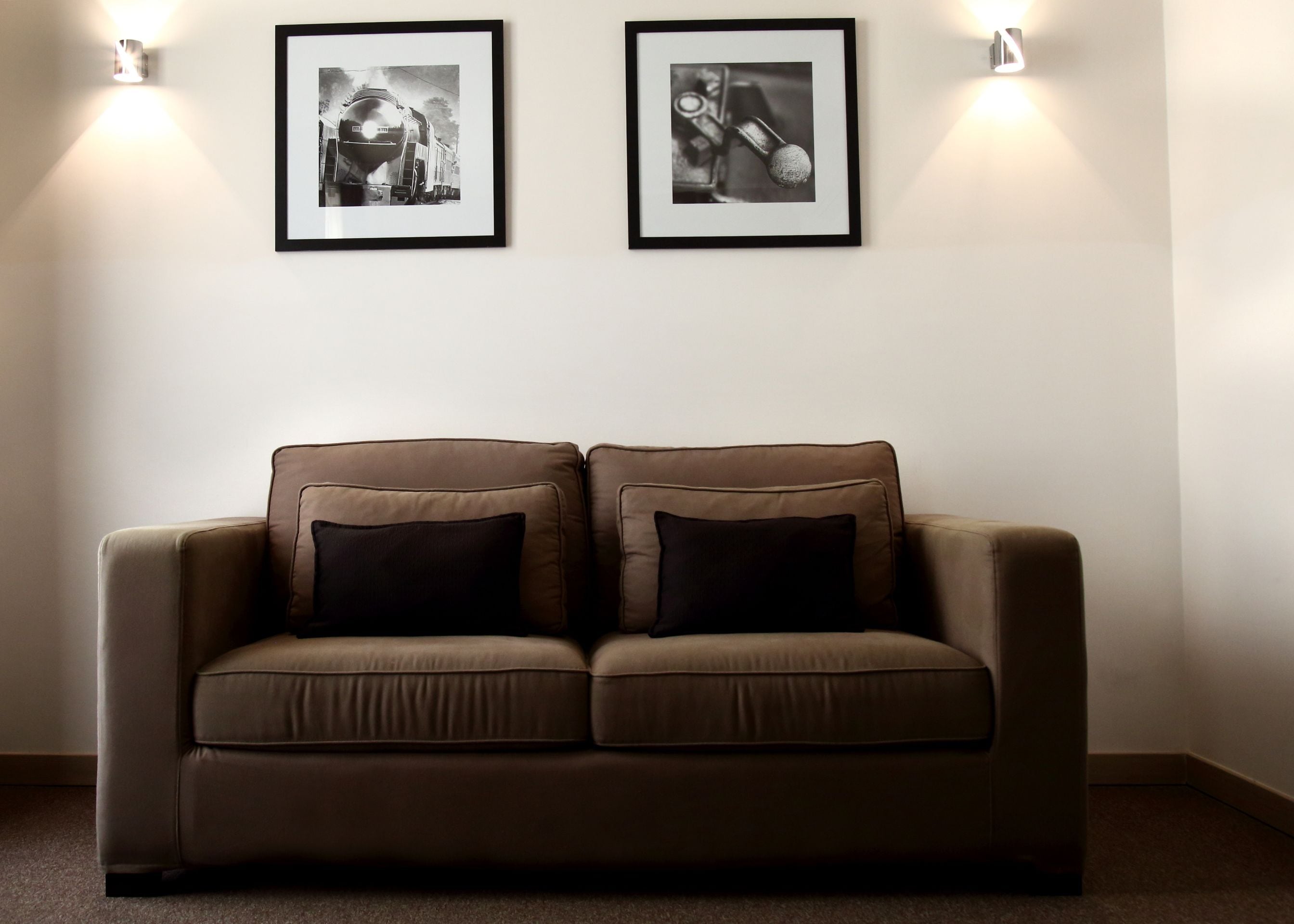 family room | 1 bedroom, premium bedding, minibar, in-room safe