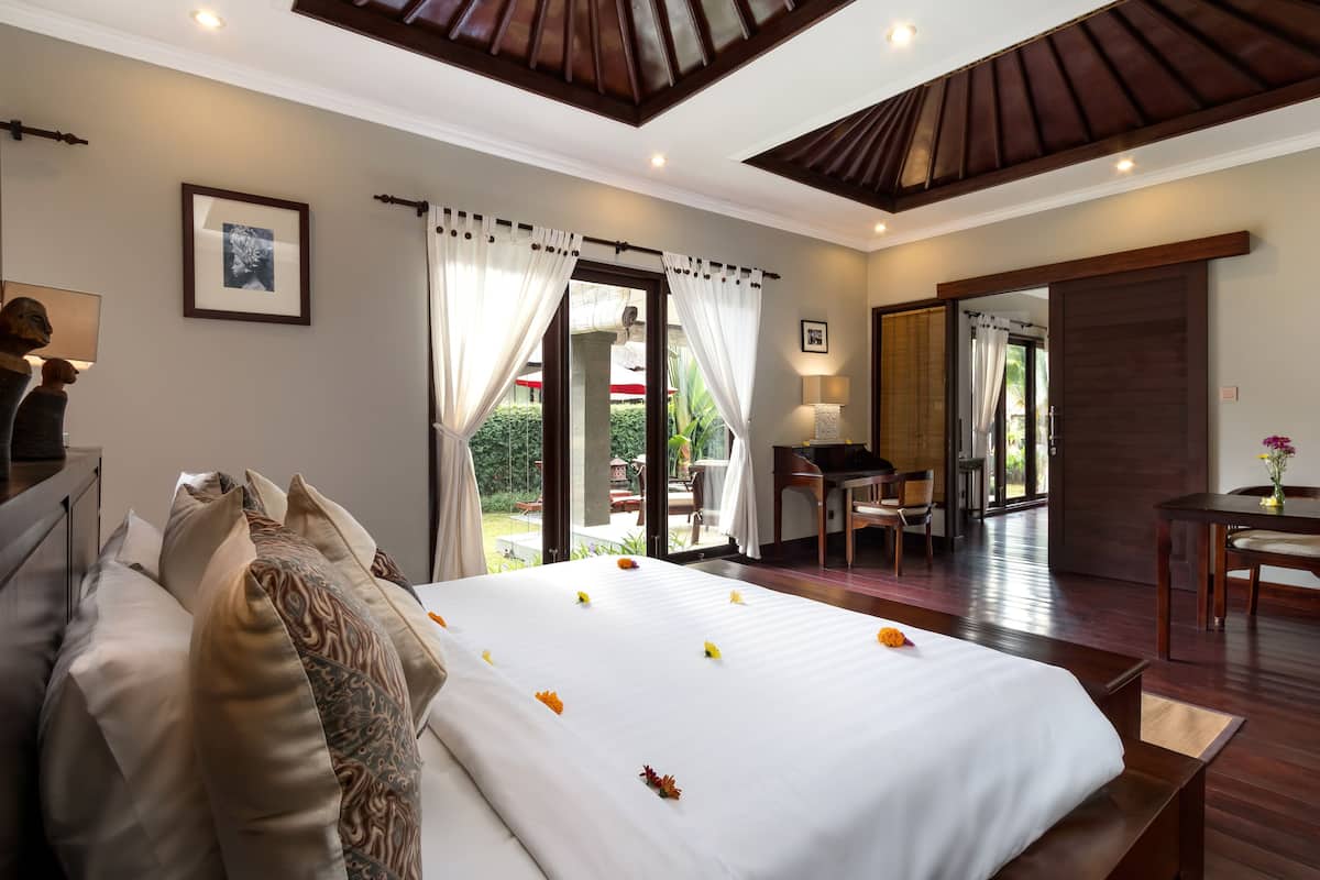 1 bedroom, premium bedding, individually decorated