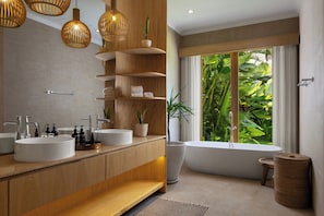 Private Pool Sanctuary Villa with Free Benefit | Bathroom