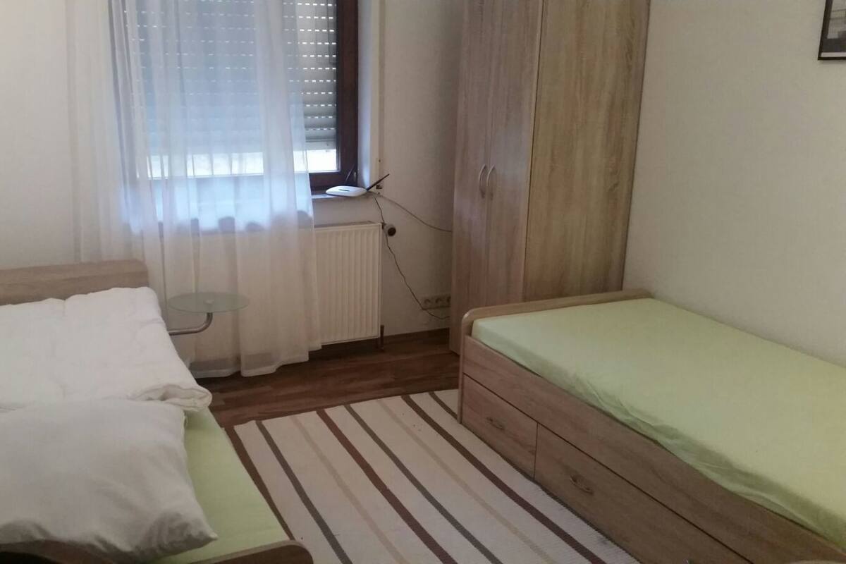 Standard B&B, double, Hannover town | Cortinas blackout