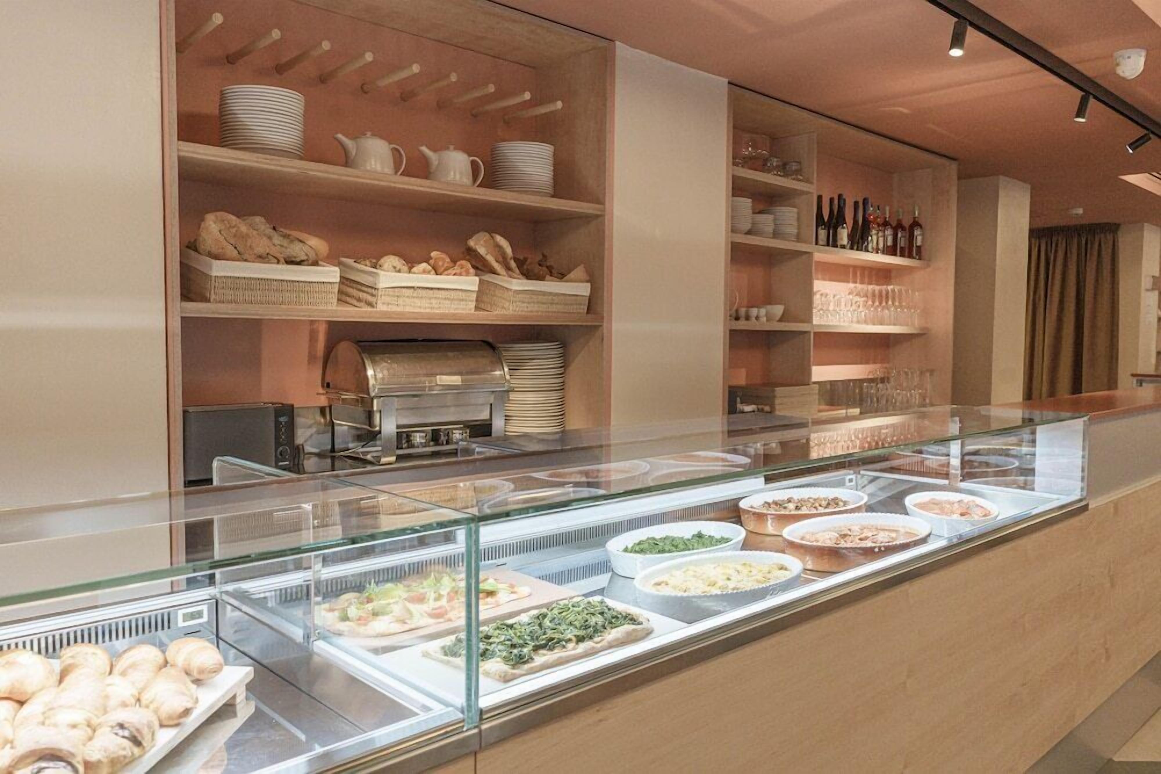 Lunch and dinner served, local cuisine