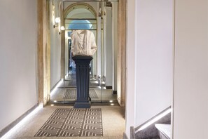 Interior -  Hotel Navona Palace Collection (Rome)