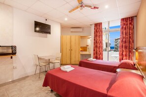 스탠다드 더블룸 | 객실 내 금고, 다리미/다리미판, 무료 유아용 침대, 침대 시트