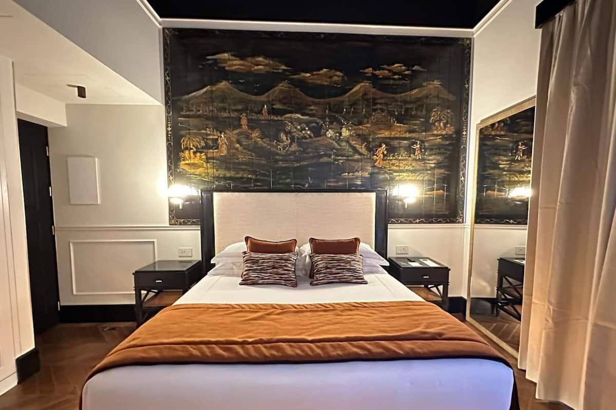 Executive Double Room, 1 King Bed, Balcony, City View