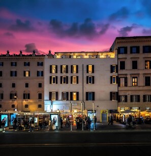Front of property - Torre Argentina Relais (Rome)