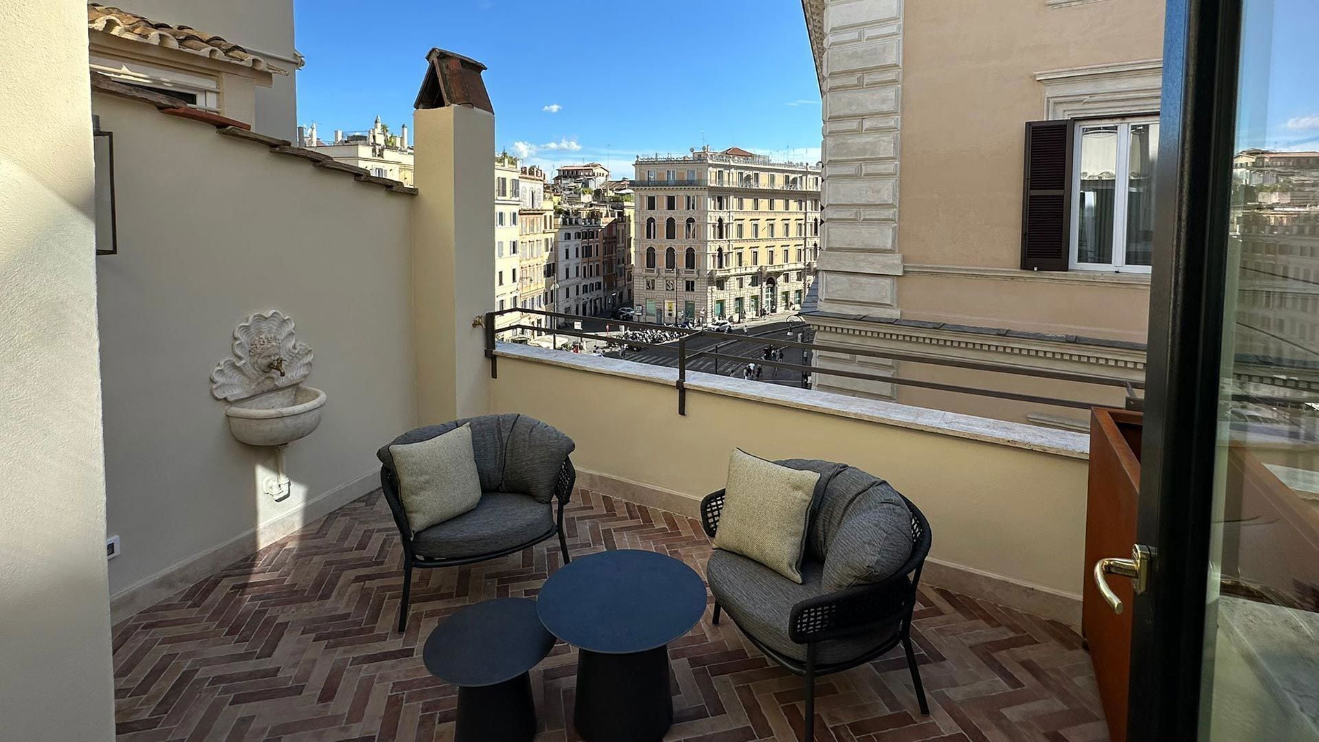 Chambre Double Exécutive, 1 très grand lit, balcon, vue ville | Balcon