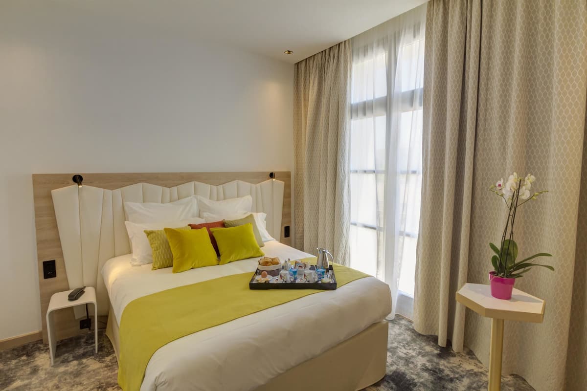 Exclusive Room, 1 Queen Bed, Non Smoking