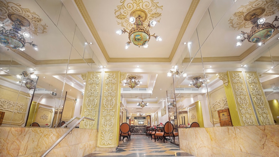 Holidays Express Hotel