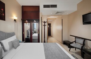 Deluxe King Room | 1 soverom, minibar, safe på rommet og wi-fi (mot et tillegg)