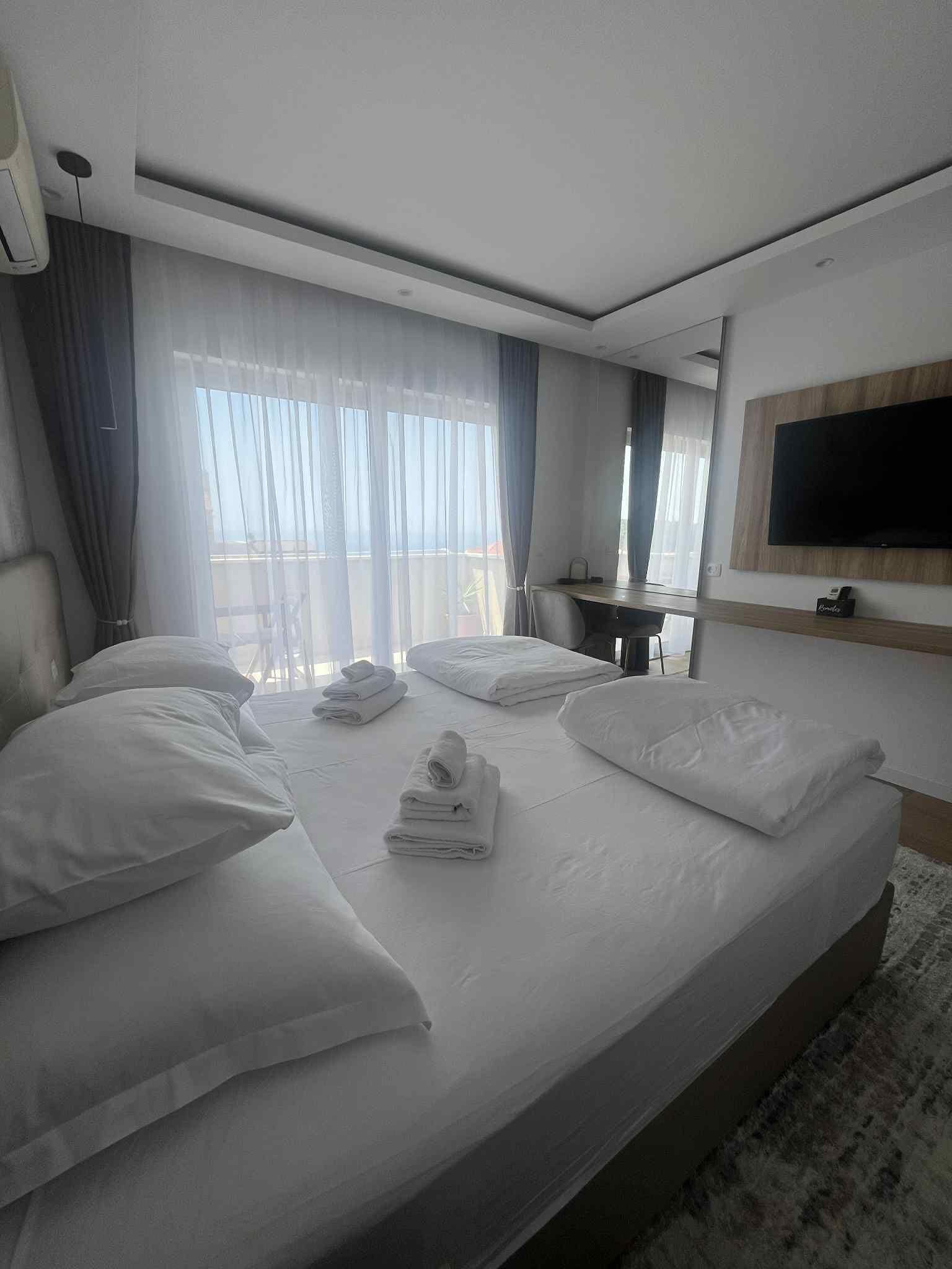 Inside Dela Hvar & Dalmatian Islands (image 6)