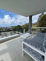 华丽双人房, 1 张特大床, 露台, 海景 | 露台